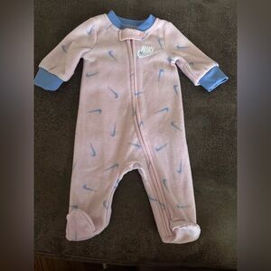 Nike sleeper | size newborn